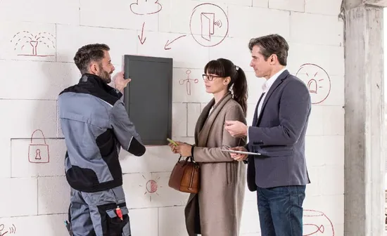 6 tipů, jak proměnit rozvodn&eacute; skř&iacute;ně ABB v designov&yacute; prvek a z&uacute;tulnit jimi dom&aacute;cnost