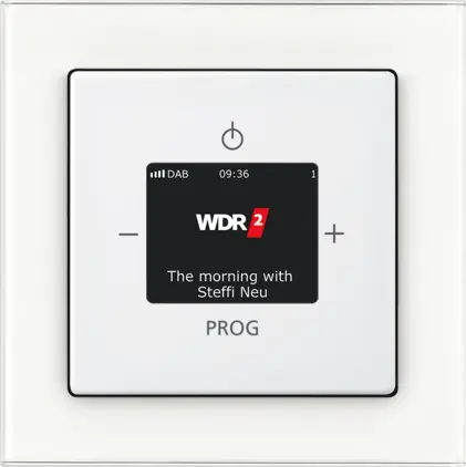 Busch-axcent_R&aacute;dio do zdi FM/DAB+ (AudioWorld)