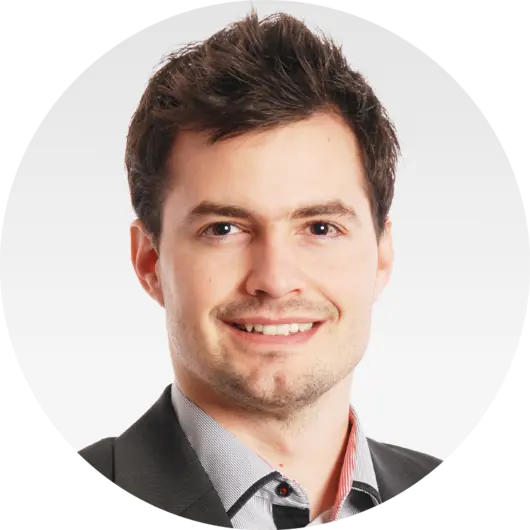 Lubom&iacute;r Mikmek produktov&yacute; specialista ABB